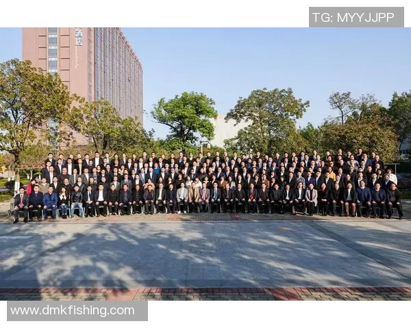 从草根到巨星:彩神Vll视角下运动员成长与品牌塑造的全景探索 从草根到巨星:彩神Vll视角下运动员成长与品牌塑造的全景探索